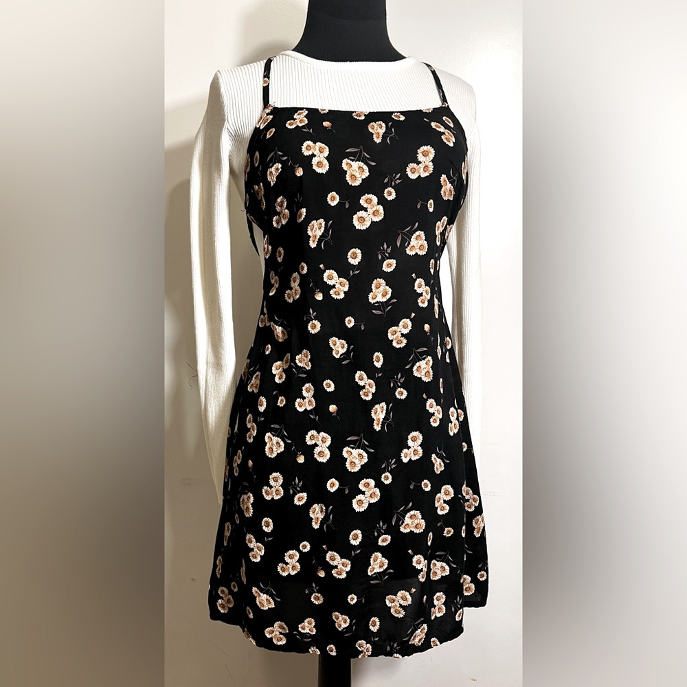 Brandy Melville Daisy Open Back Mini Dress
